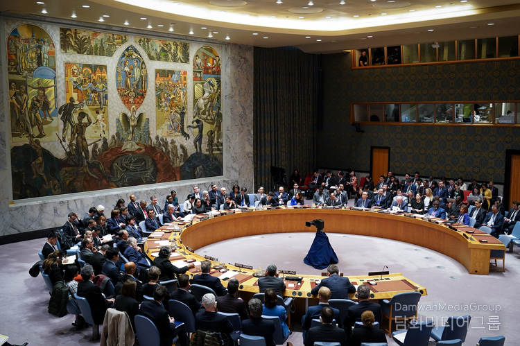 Minister of Foreign Affairs Cho Tae-yul attends the United Nations Security Council briefing marking the second anniversary of the war in Ukraine, held at the UN headquarters on February 23. / Courtesy of the Foreign Ministry