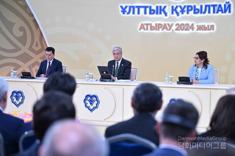 The President of Kazakhstan, Kassym-Jomart Tokayev, (center) delivers an address at the National Kurultai (National Congress) on March 15.