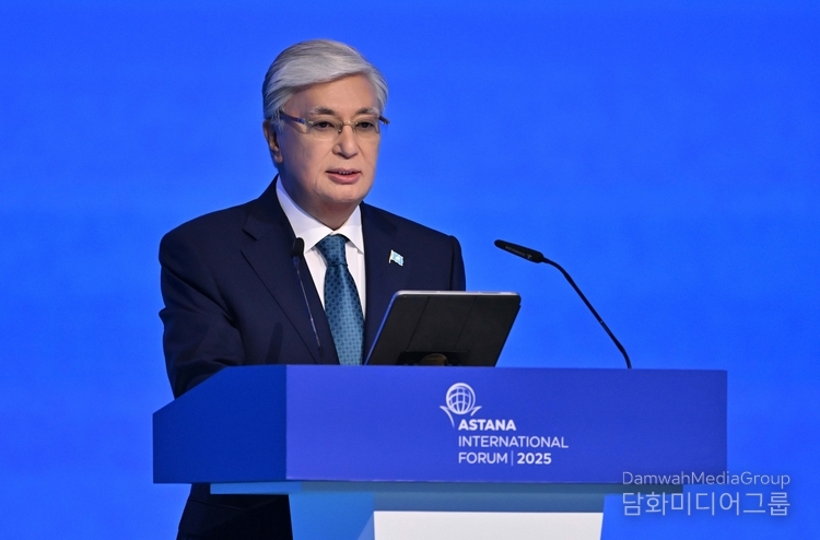 President of Kazakhstan Kassym-Jomart Tokayev delivers a speech at the plenary session of the Astana International Forum on May 29, 2025.