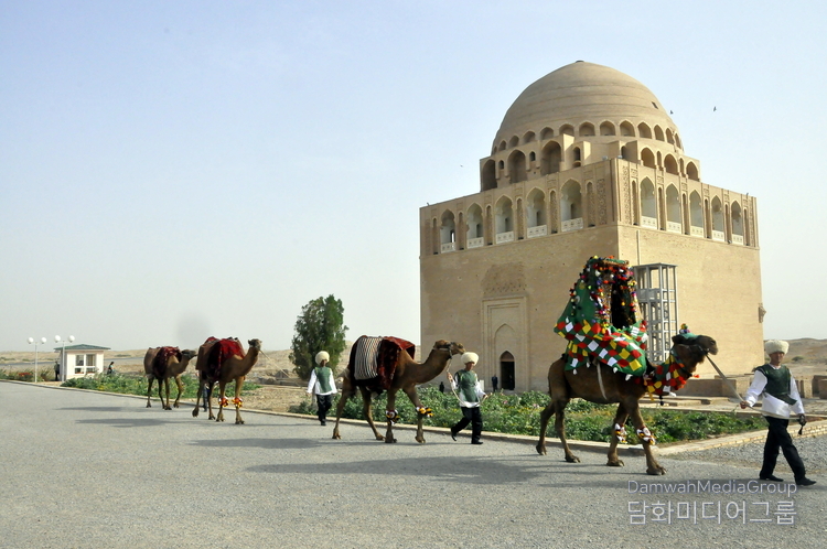 Sultan Sanjar Mausoleum
