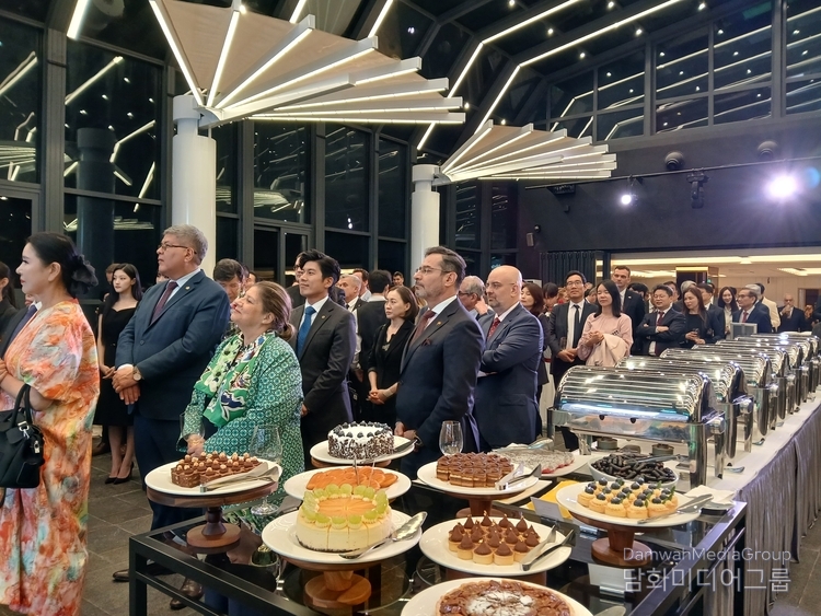 More than 300 guests, including foreign ambassadors and Korean dignitaries, attended the gala event held at Pullman Hotel in Seoul on Oct. 22. 2025.