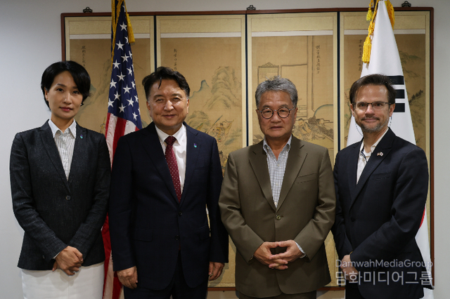North Chungcheong Gov. Kim meets with U.S. Deputy Amb. Joseph Yun