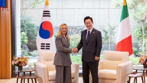 President Lee holds bilateral talks with Italian Prime Minister Meloni