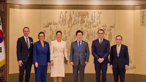President Lee Jae-myung meets with Crown Princess Victoria of Sweden